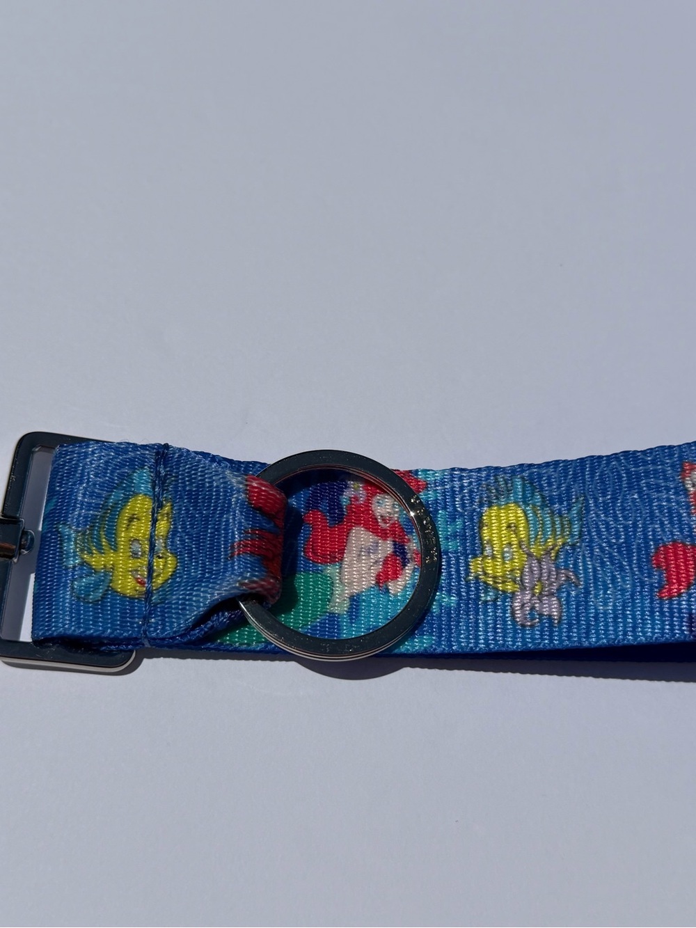 Harveys Seatbelt The Little Mermaid Ariel & Flounder Click N Go CNG Keychain - Picture 10 of 14